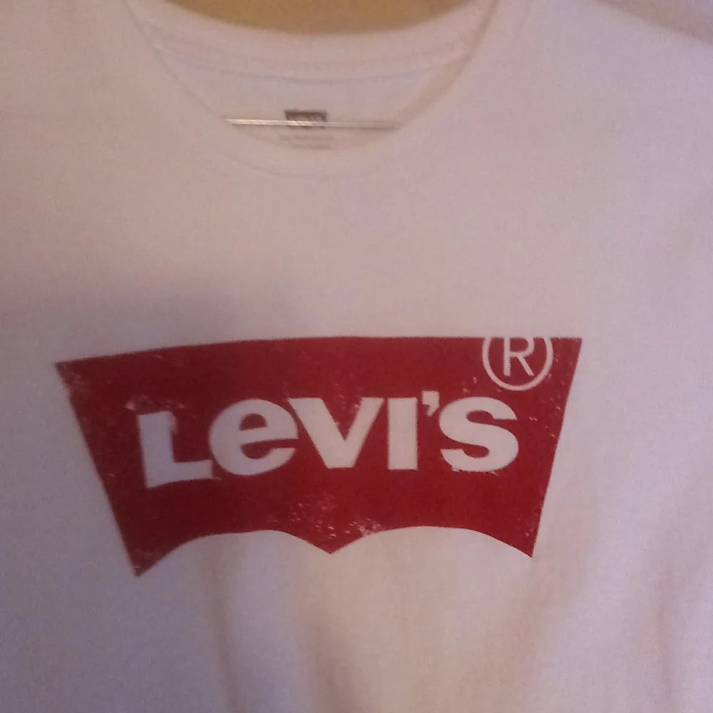Levi's Tee Shirt size Large - Picture 3 of 4